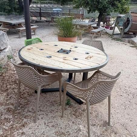 Pied étoile épais pour table extérieur